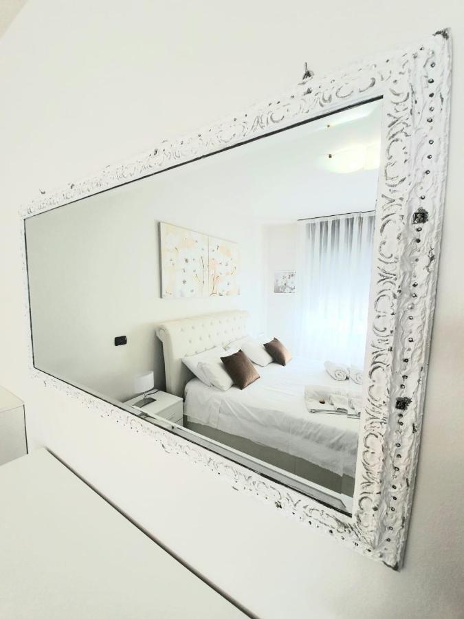 Appartamento Diamantina ديسينسانو ديل غاردا المظهر الخارجي الصورة